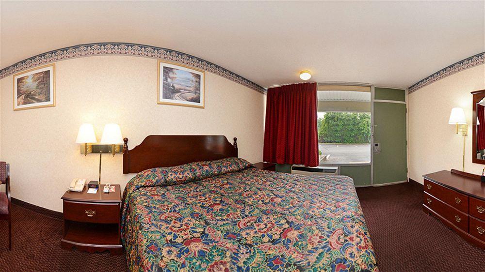 Red Carpet Inn & Suites Carneys Point/Wilmington 外观 照片