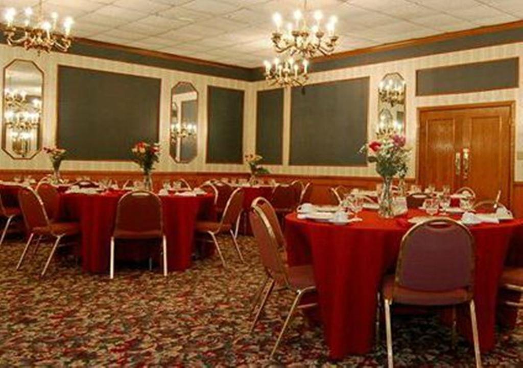 Red Carpet Inn & Suites Carneys Point/Wilmington 餐厅 照片