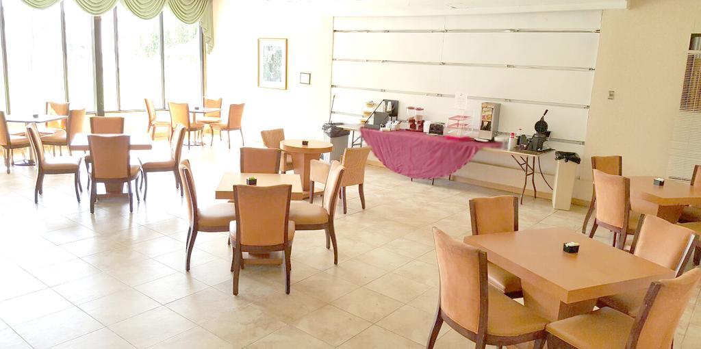 Red Carpet Inn & Suites Carneys Point/Wilmington 外观 照片
