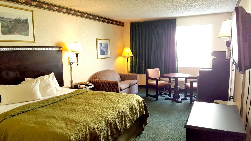Red Carpet Inn & Suites Carneys Point/Wilmington 外观 照片