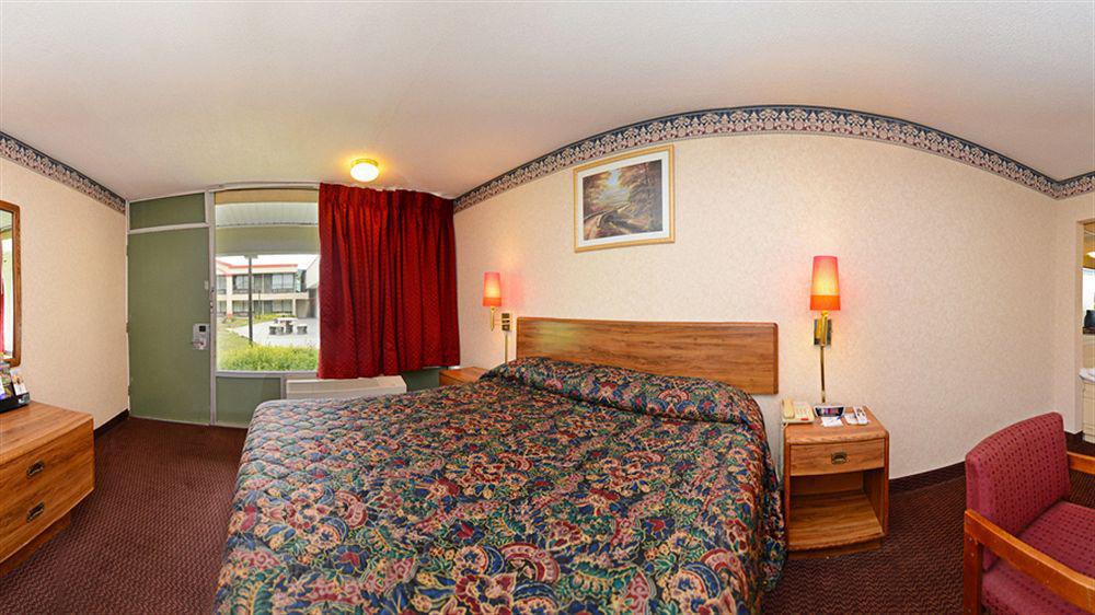 Red Carpet Inn & Suites Carneys Point/Wilmington 外观 照片